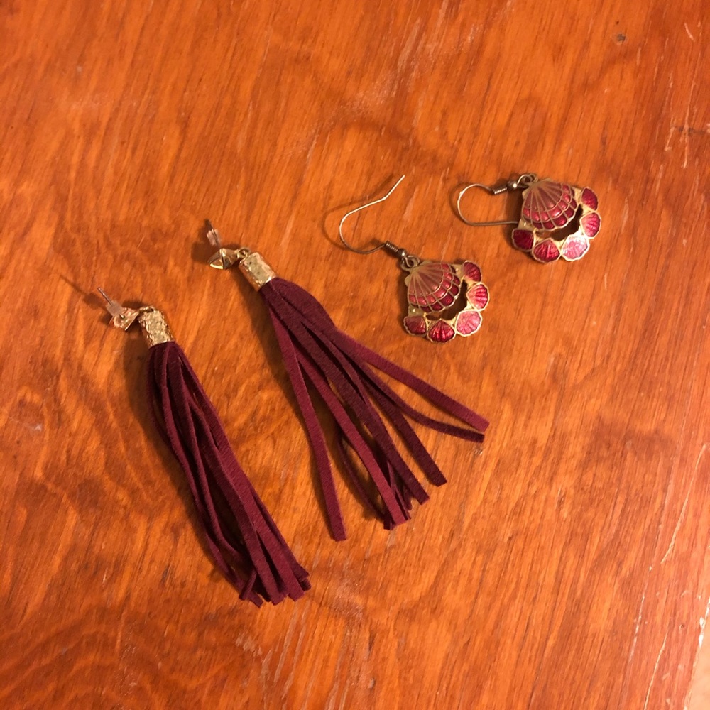 *Set of 2* Earrings